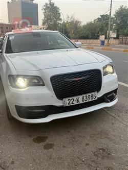 كرايسلر 300